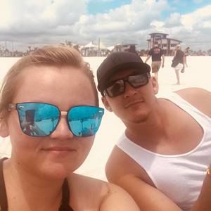 Meet your Posher, Lori